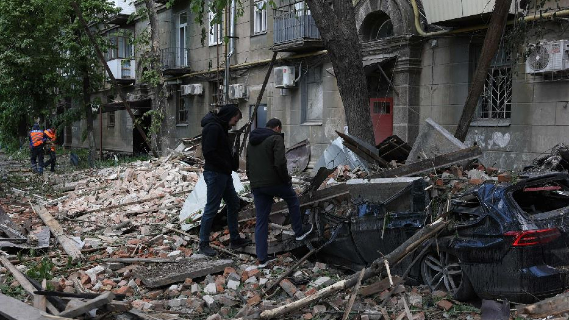 Immagine di Ucciso dai droni di Kiev un reporter russo di Izvestia