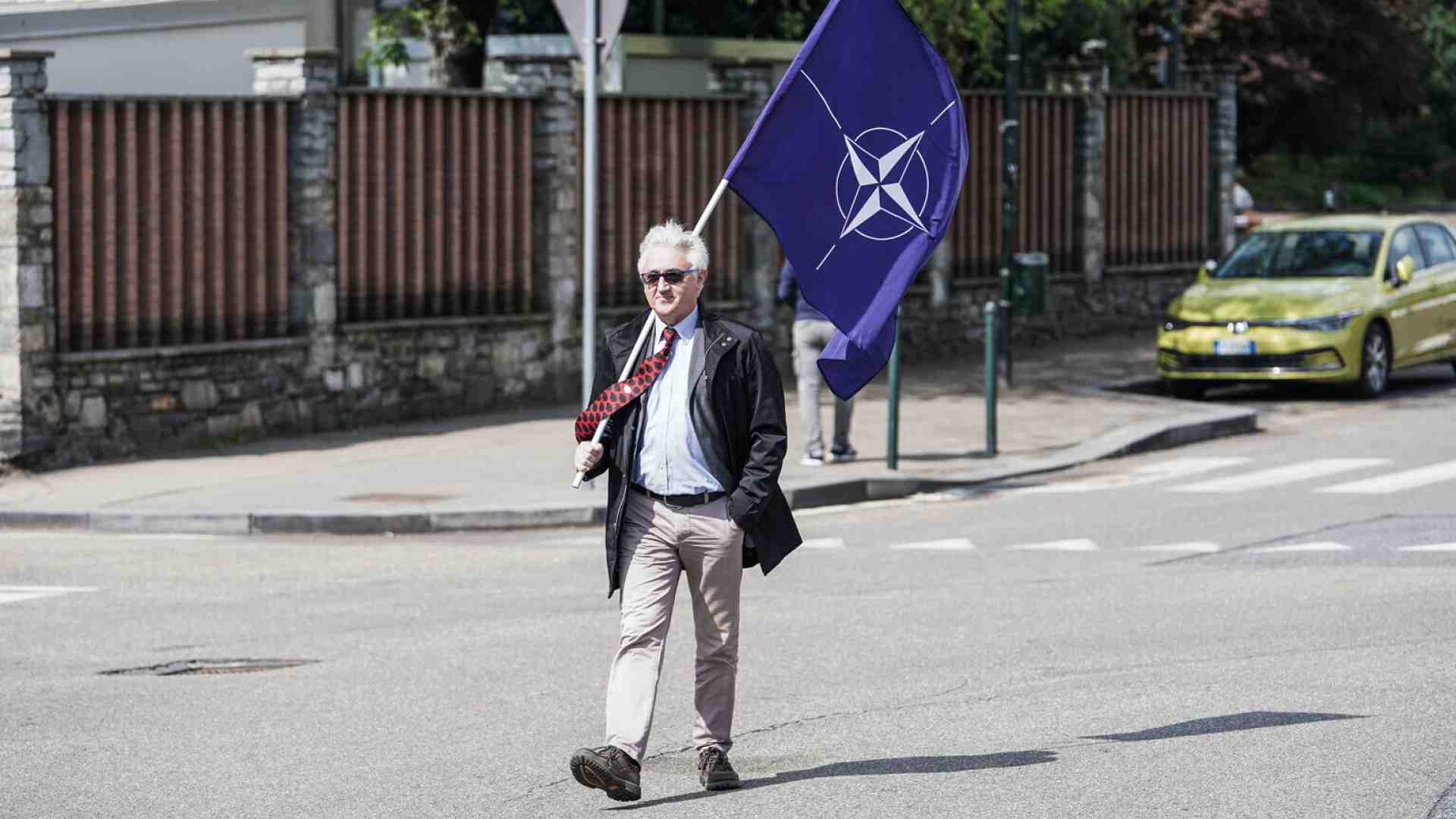 Immagine di Festeggiare il 25 aprile con la Nato