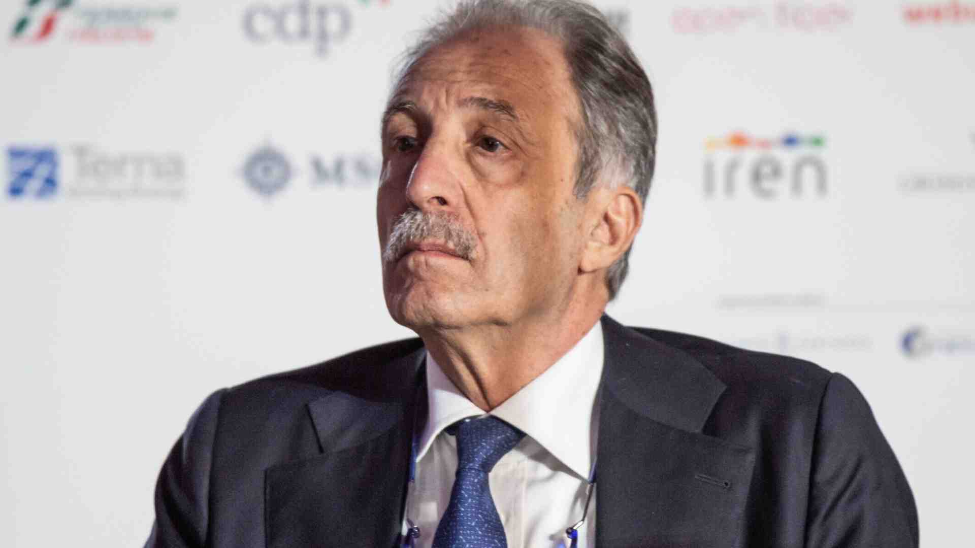 Immagine di Bardi vince grazie ai voti di Azione e Iv. Per Pd e M5S è stato un suicidio annunciato