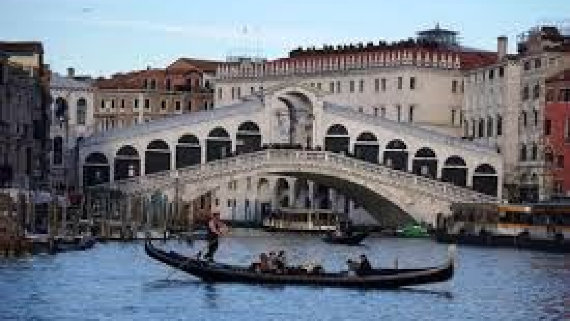 Immagine di 14 milioni in viaggio per i ponti di primavera, a Venezia debutta il ticket