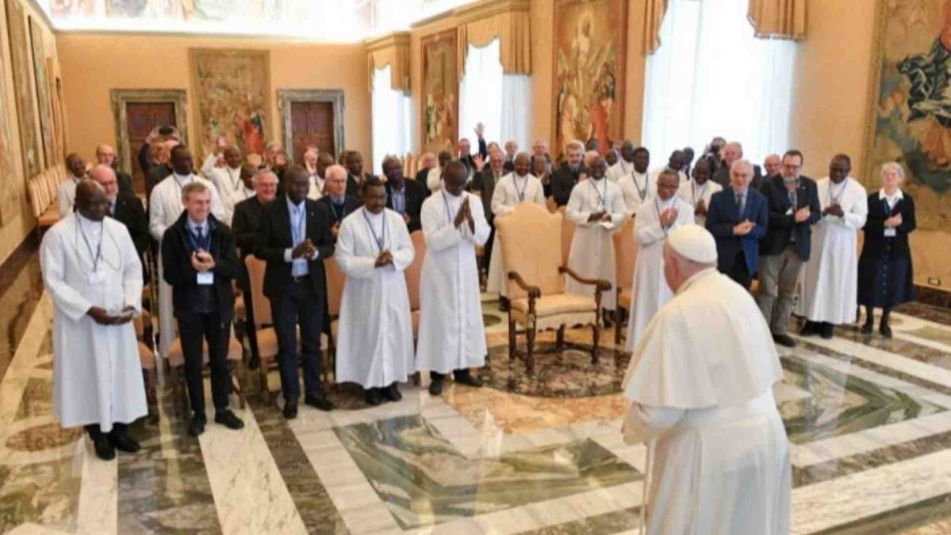 Immagine di Il Papa: ridiamo ai bambini il sorriso e i sogni distrutti dalla guerra