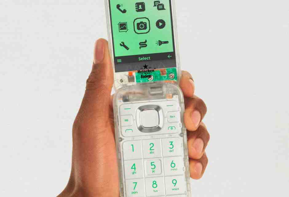 Addio iPhone, torna il vecchio caro telefono stupido