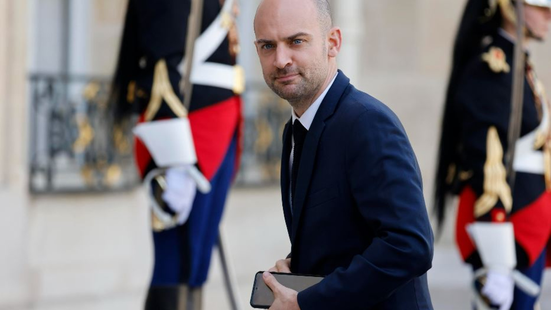 Immagine di Parigi lancia il «dispositivo di lotta» per blindare le Europee