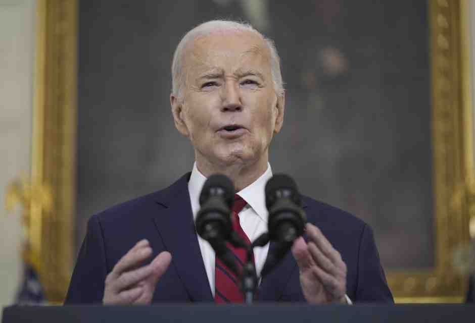 Biden firma il pacchetto di aiuti a Ucraina, Israele e Taiwan: "Renderà il mondo più sicuro"