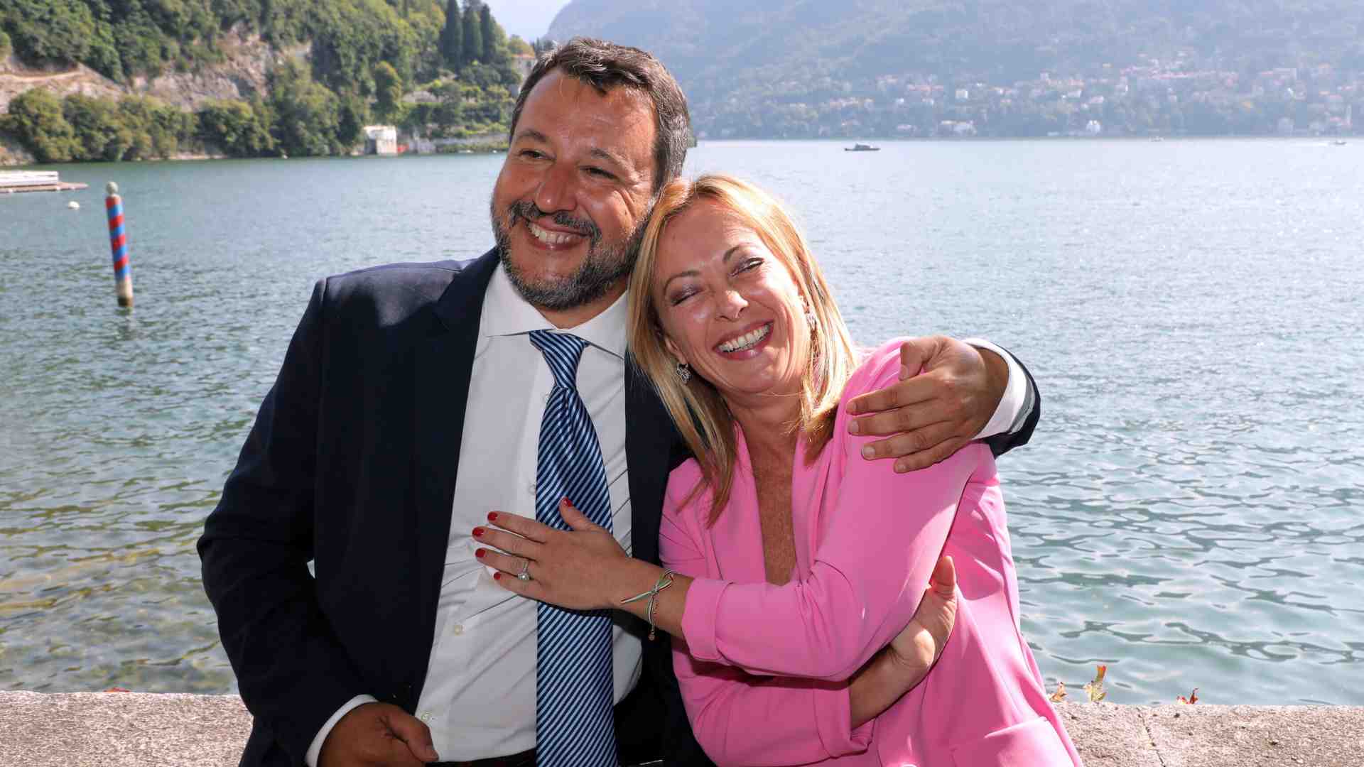 Immagine di Cosa c'è dietro la strana tregua fra Meloni e Salvini, dopo un anno e mezzo di baruffe
