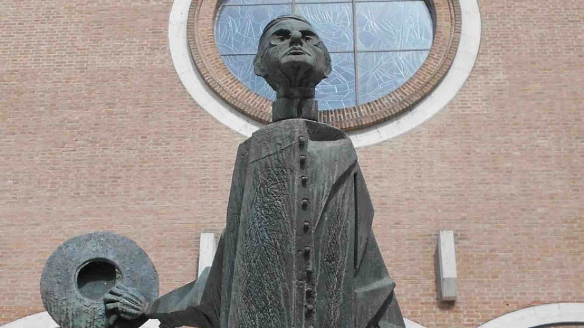 Immagine di Don Minzoni doveva morire: anatomia di un omicidio politico