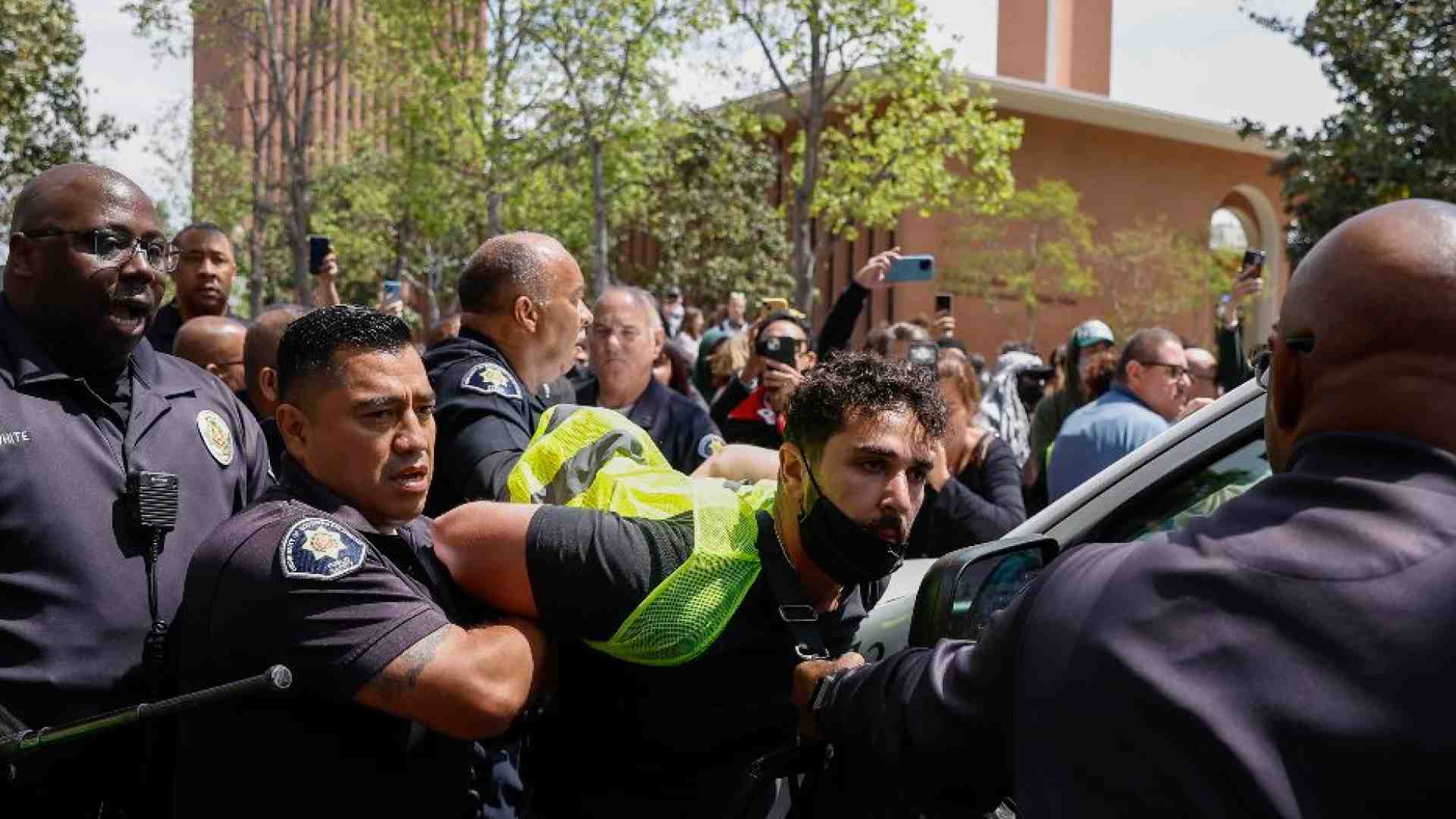 Immagine di Guerra in Medio Oriente, la protesta mite degli universitari Usa