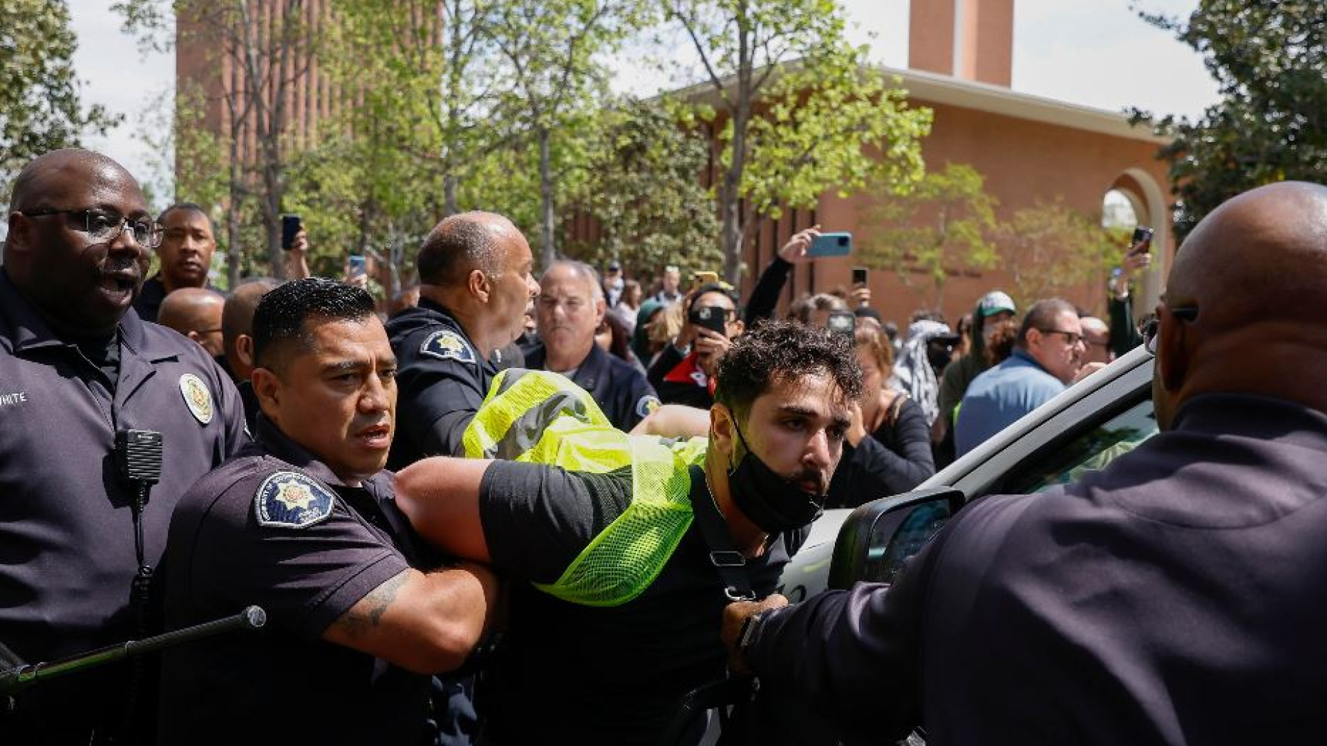Immagine di Guerra in Medio Oriente, la protesta mite degli universitari Usa