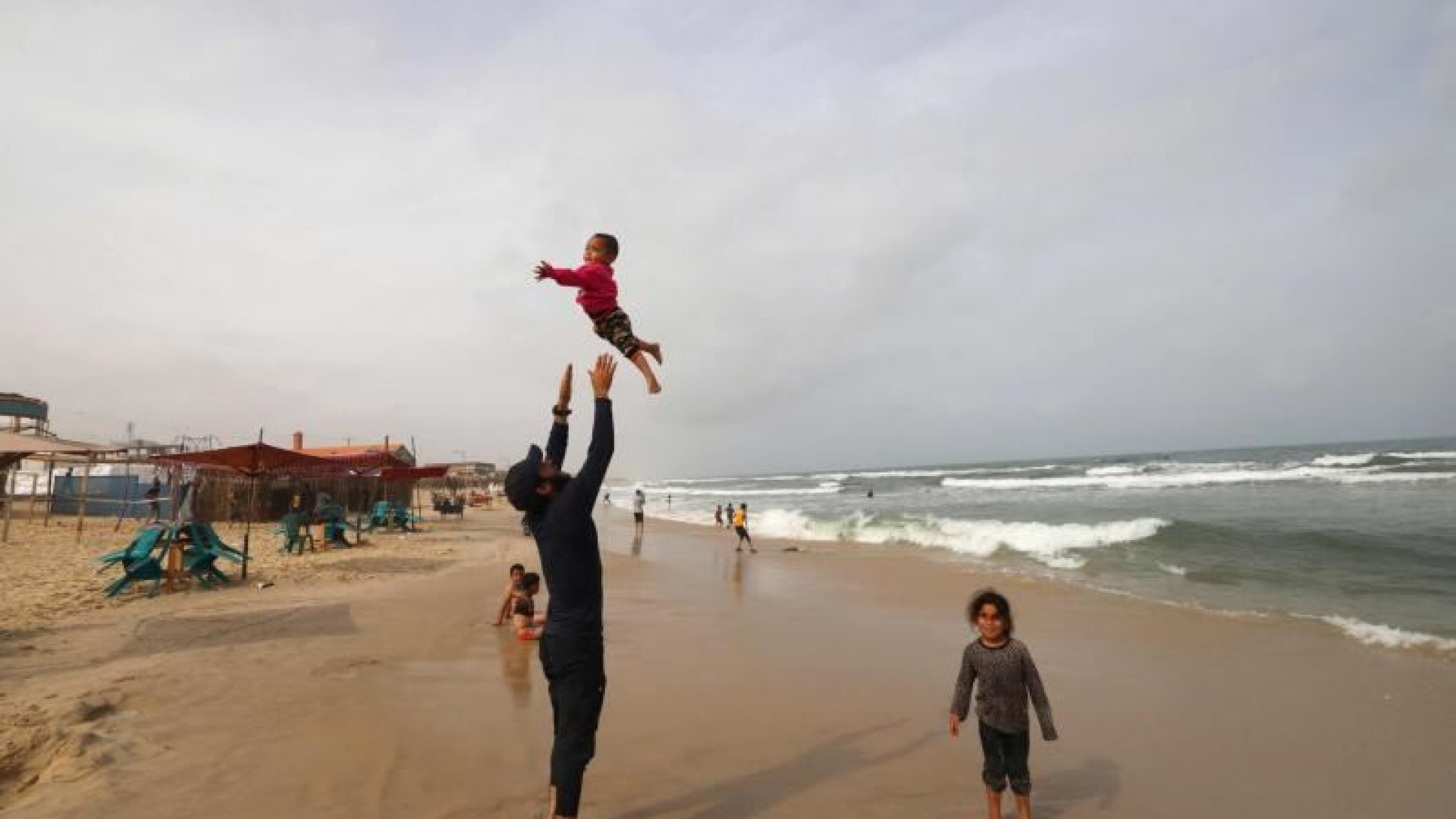 Immagine di L'ultima «chiamata» del Cairo: tregua in cambio dei 33 rapiti vivi