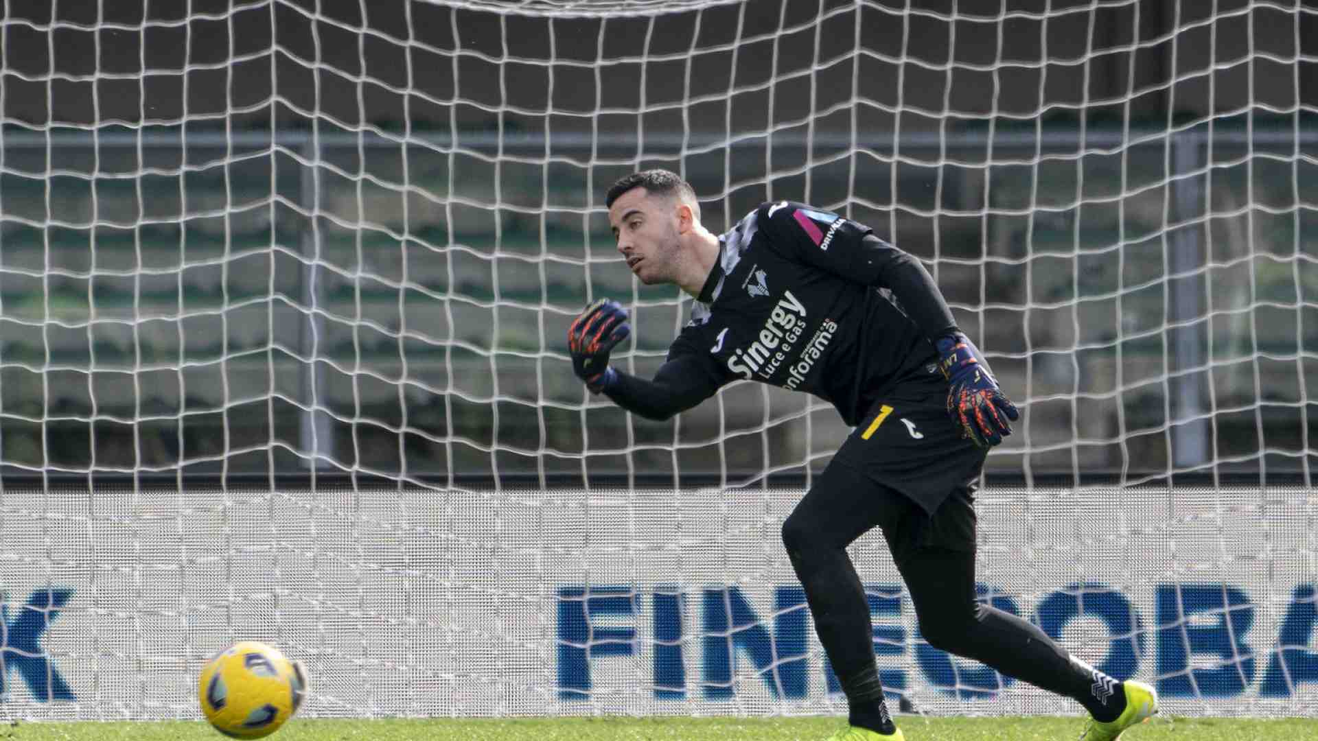 Immagine di Verona pasticcione, la Lazio ne approfitta: 1-0