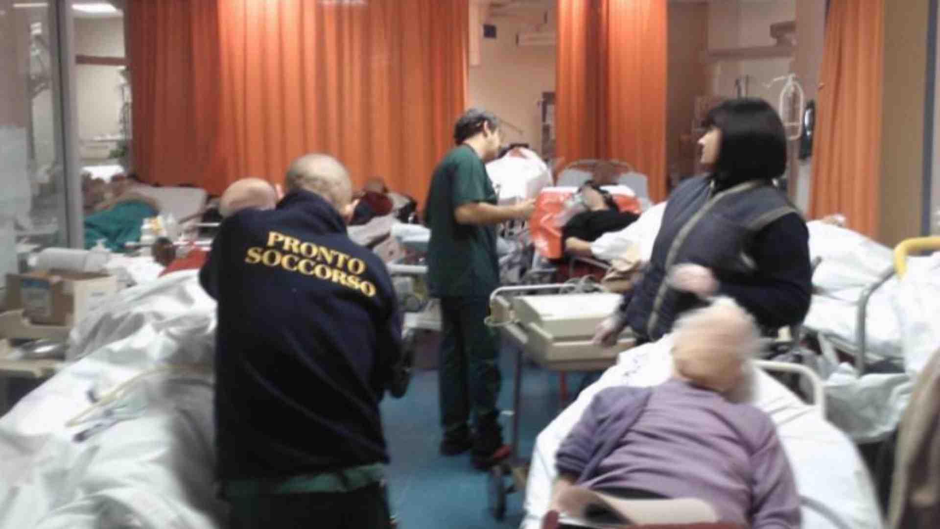 Immagine di Pronto soccorso in affanno, anche 40 giorni su una barella