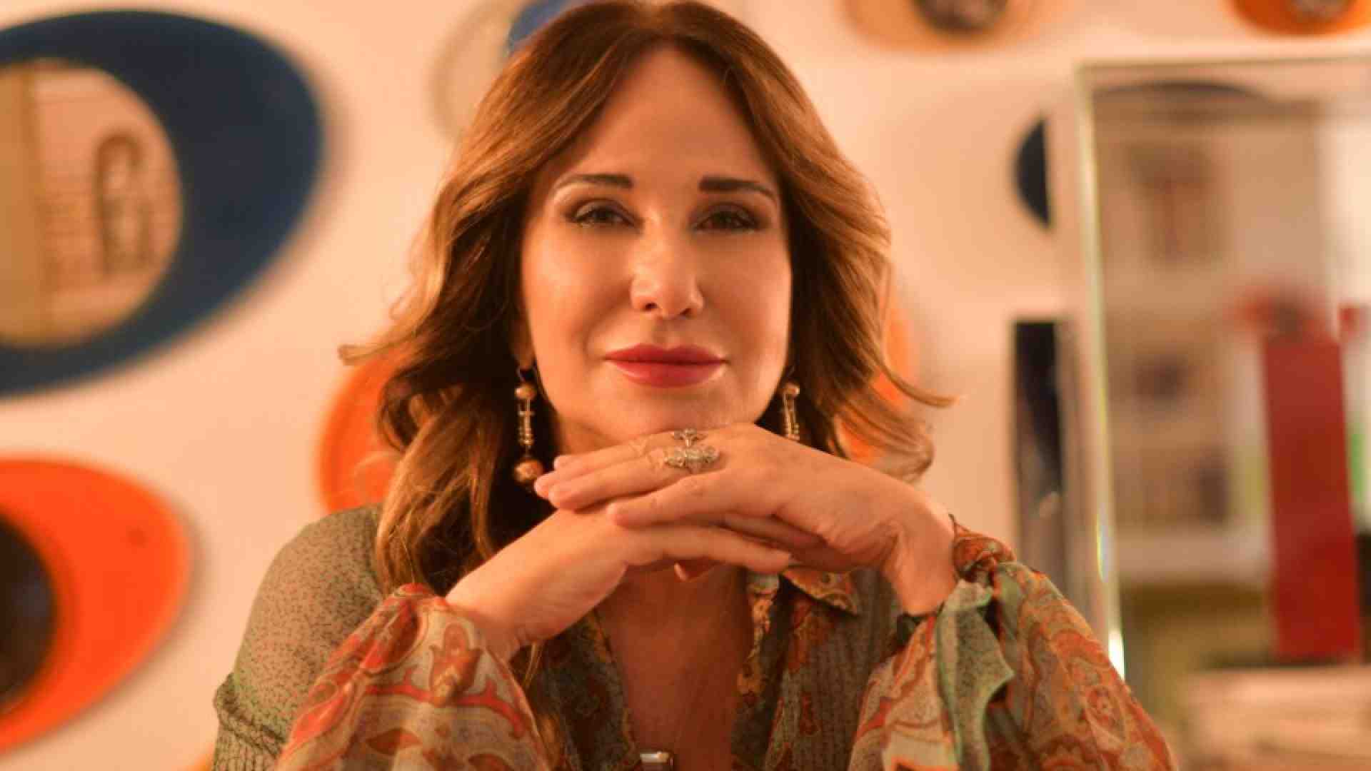 Immagine di Beatifichiamo Chiara Dynys, artista pratica