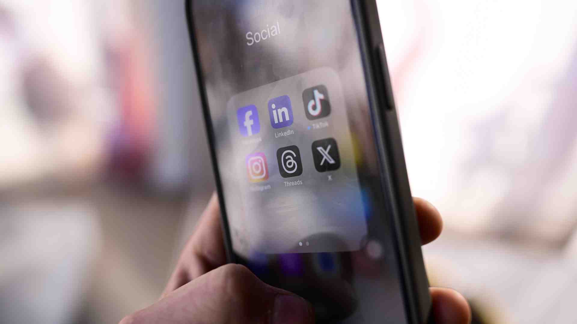 Immagine di Denunciare chi ti insulta sui social? Meglio di no. L'epopea di un offeso spiegata da un'avvocata