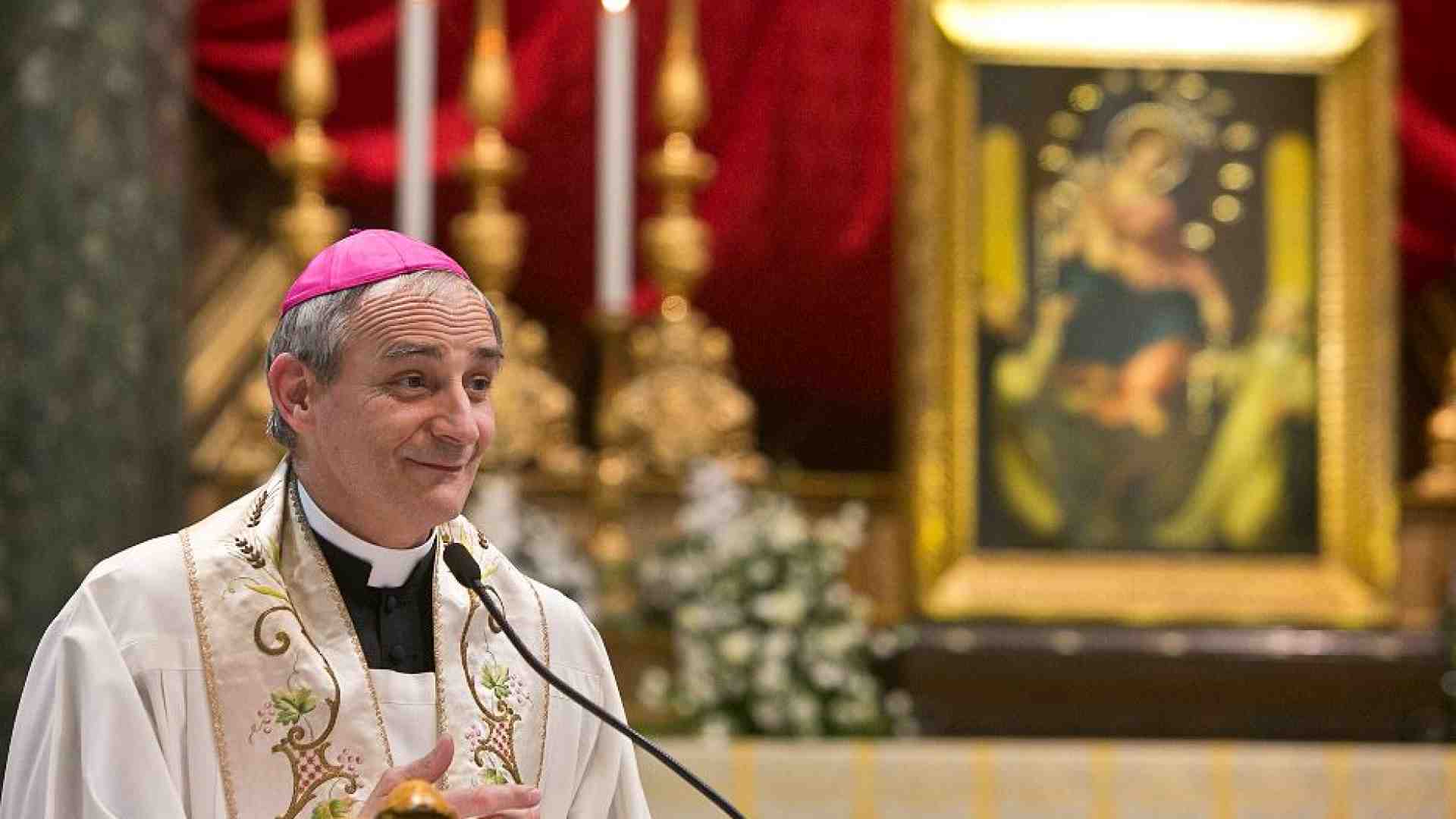 Immagine di Zuppi: guardiamo alla vita umana con gli occhi dell’anima