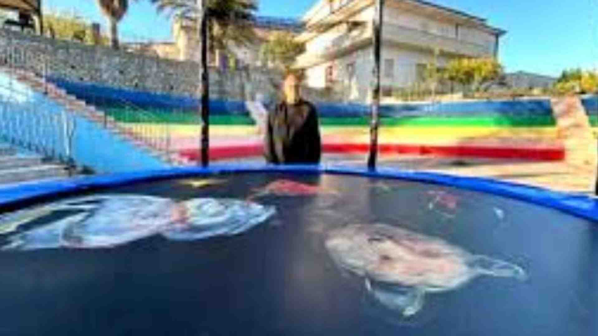 Immagine di Il Constitutional Circus sceglie Riace per lanciare modelli d'accoglienza