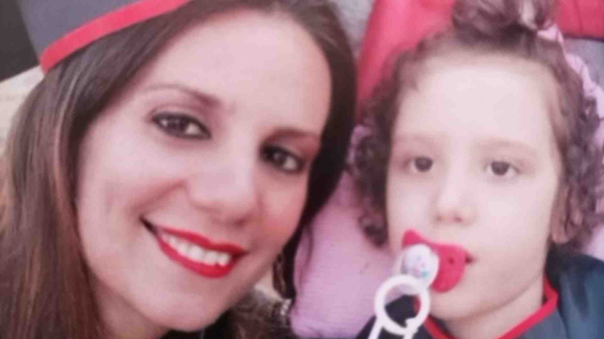 Immagine di Aurora ama la scuola e i colori. Come gli altri 30 malati nel mondo come lei