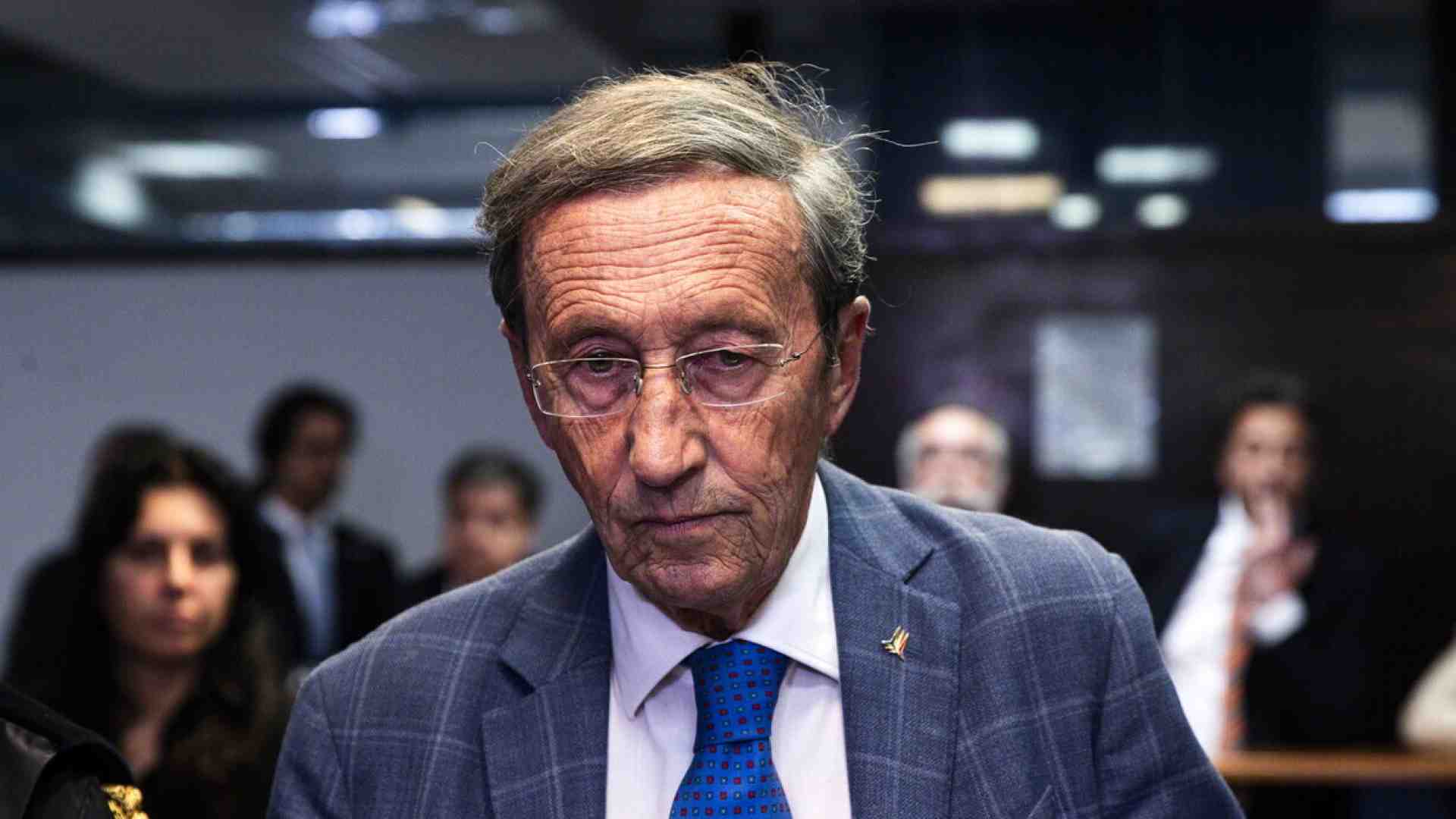 Immagine di La condanna di Fini per Montecarlo e la maledizione della contessa