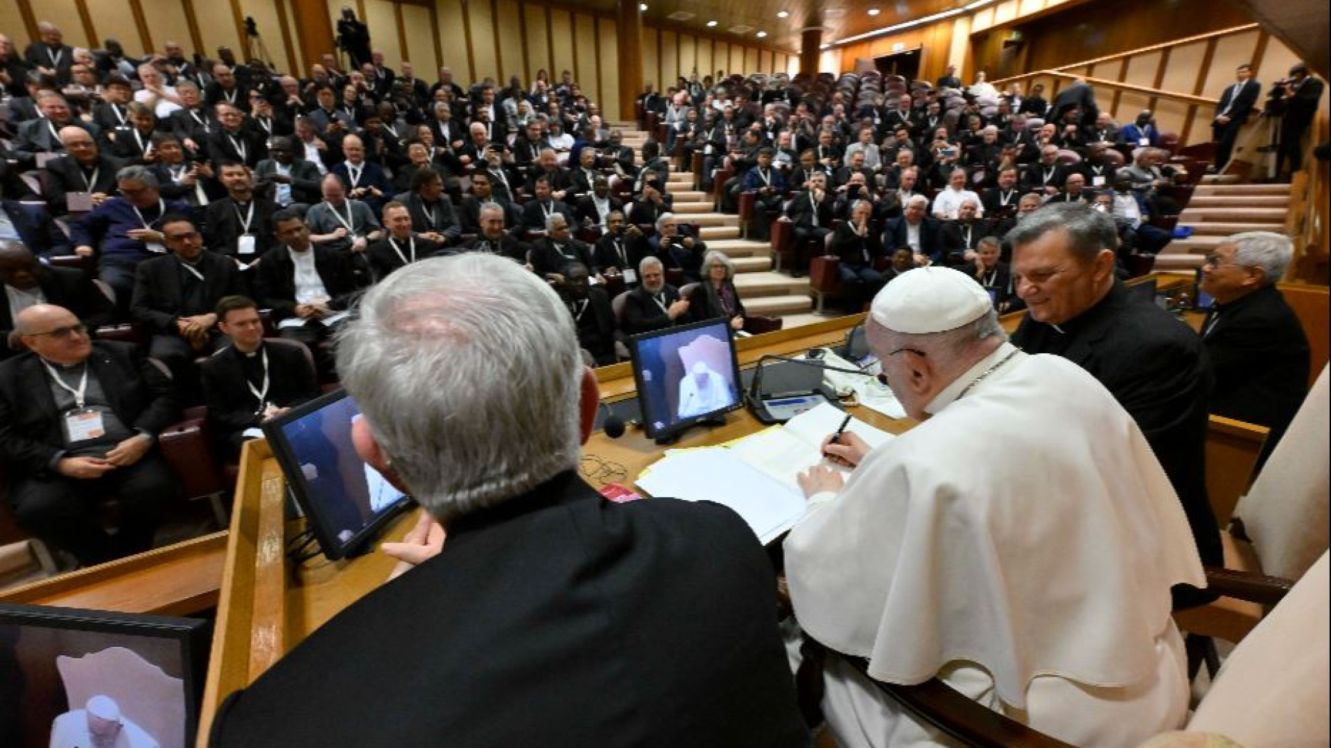 Immagine di Lettera ai parroci: «Siate missionari e sinodali»