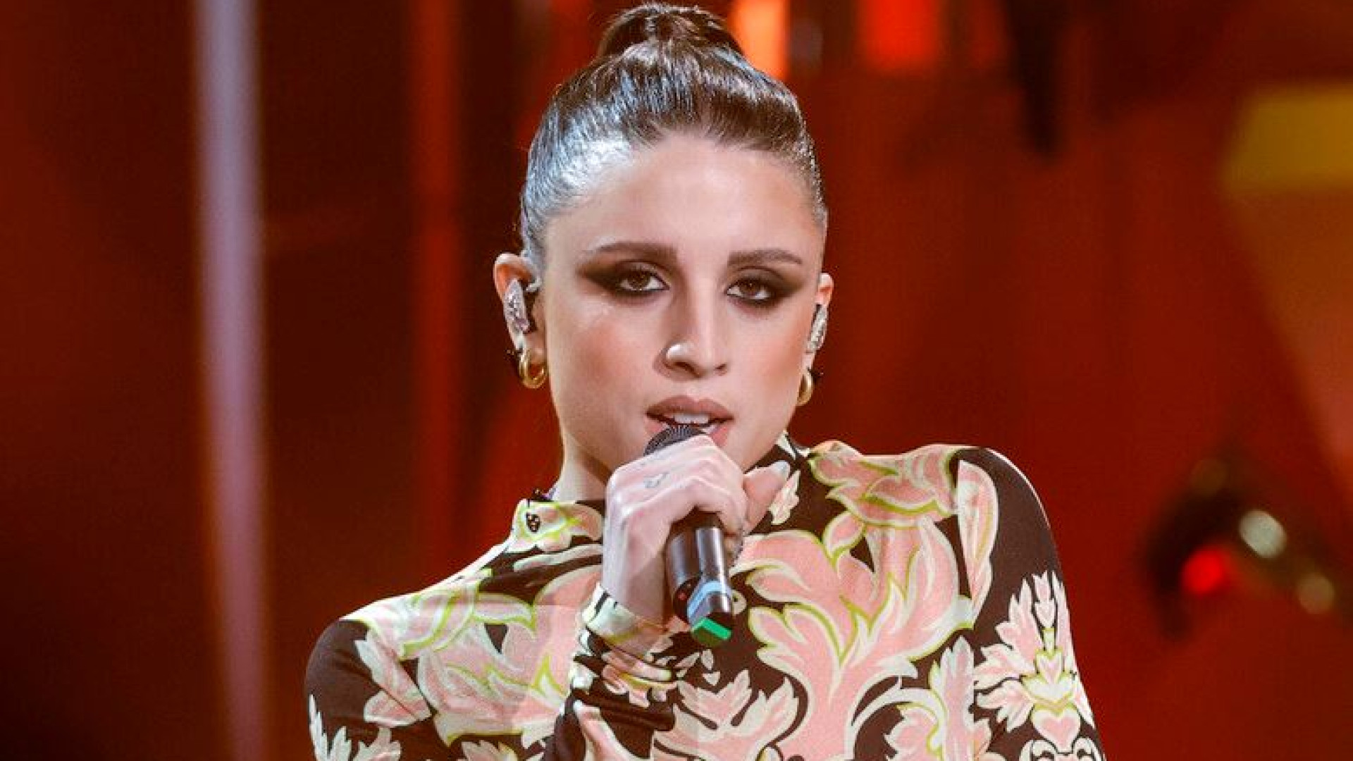 Immagine di L'Eurovision tra bandiere escluse e il caso Angelina Mango