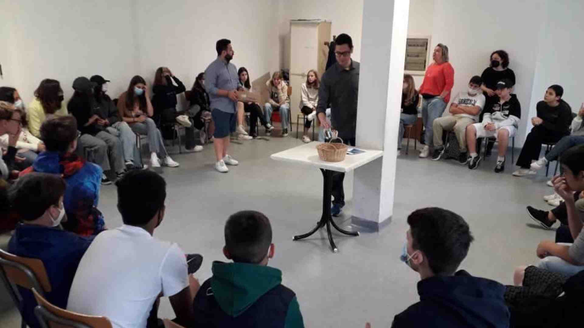 Immagine di Il teologo don Nacci: «Meno clericalismo, più spazio alle donne»