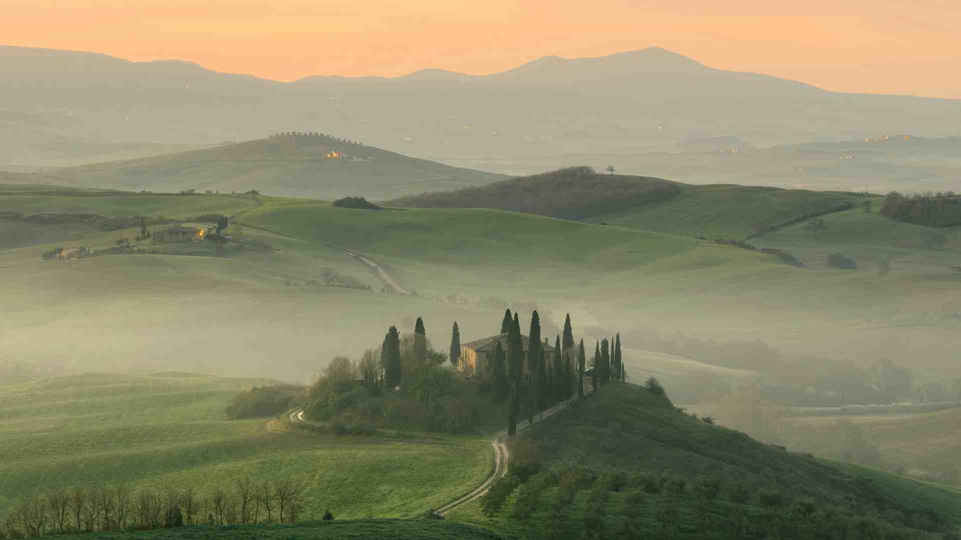 Immagine di Dio è in Toscana. E noi possiamo solo parlare di Vannacci e Scurati