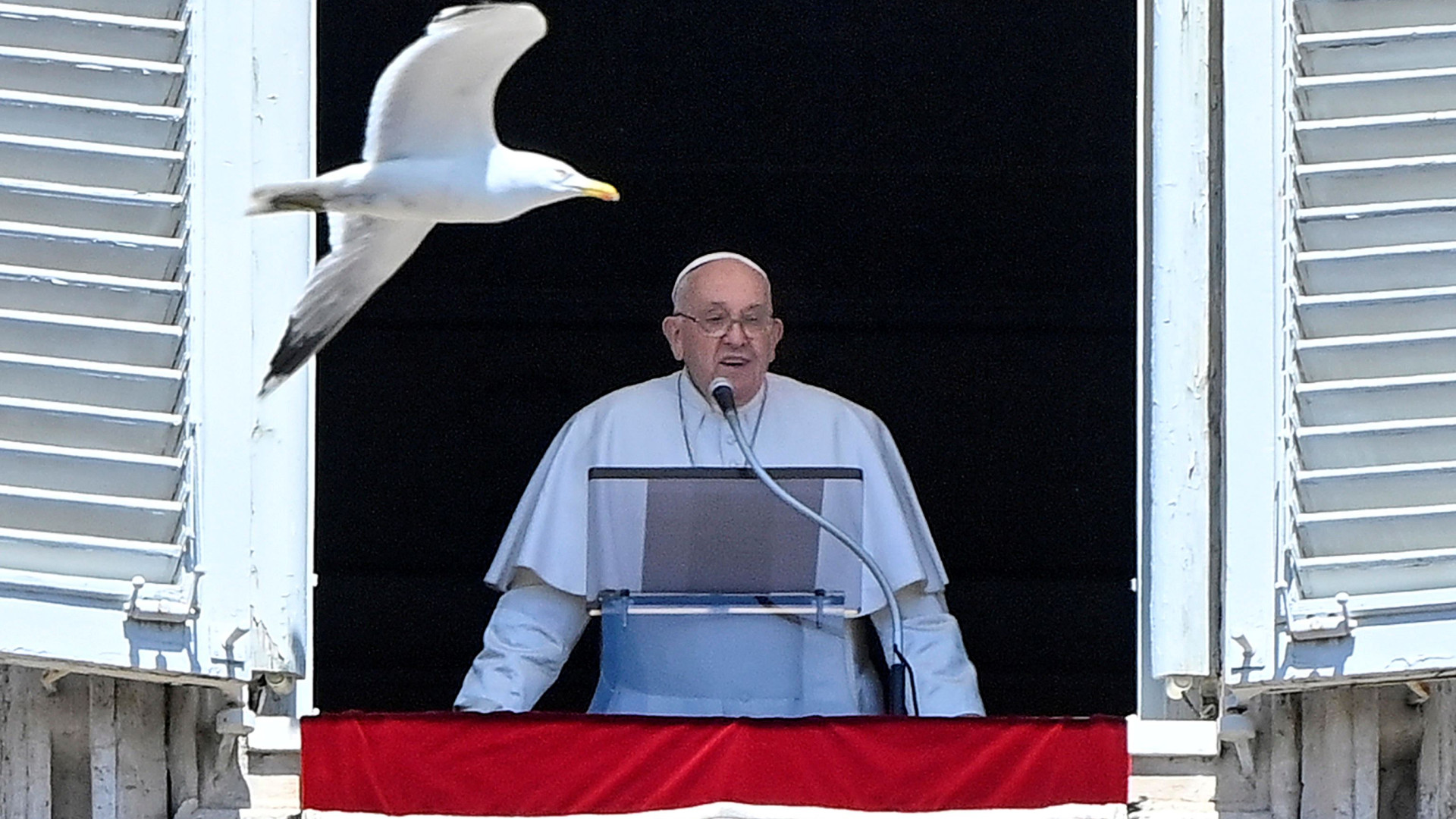 Immagine di Papa: nuovo no alla guerra. Augura pace e buona Pasqua agli ortodossi