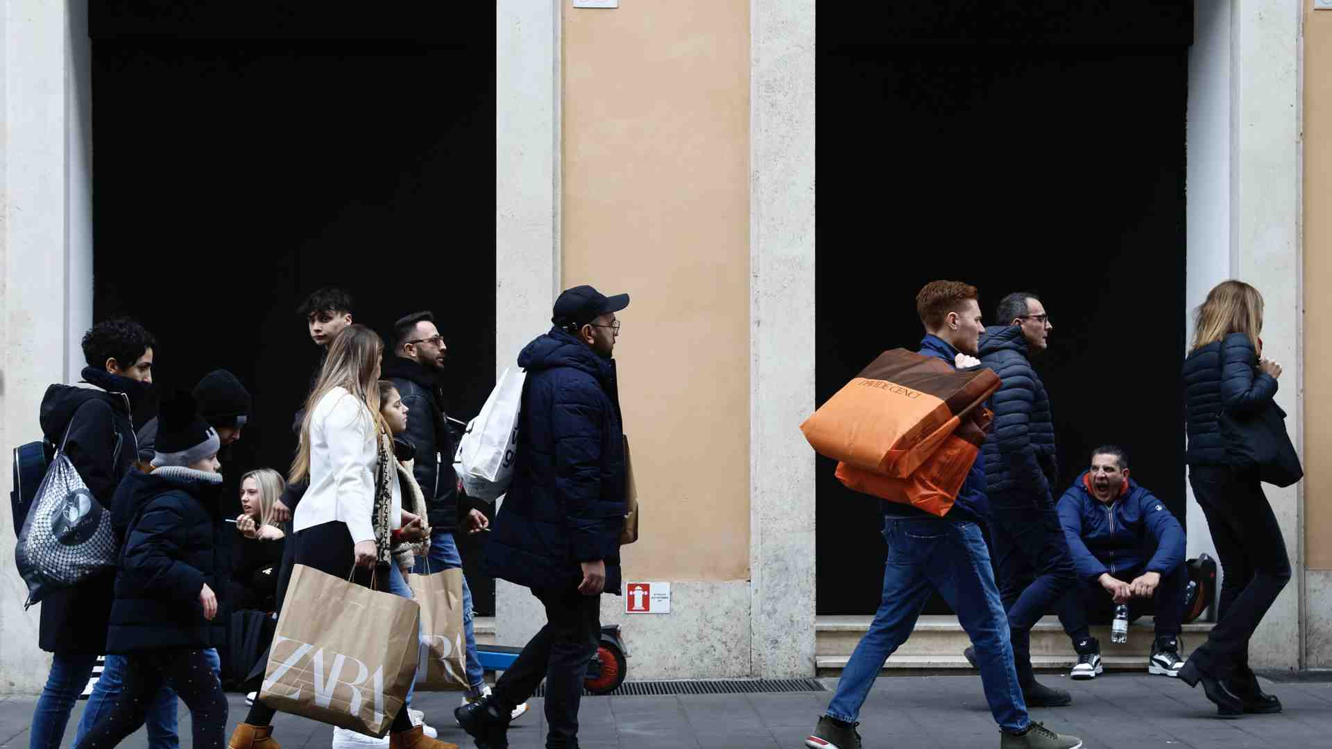 Immagine di Meno povertà e disuguaglianza. Effetto di trasferimenti statali e mercato del lavoro forte