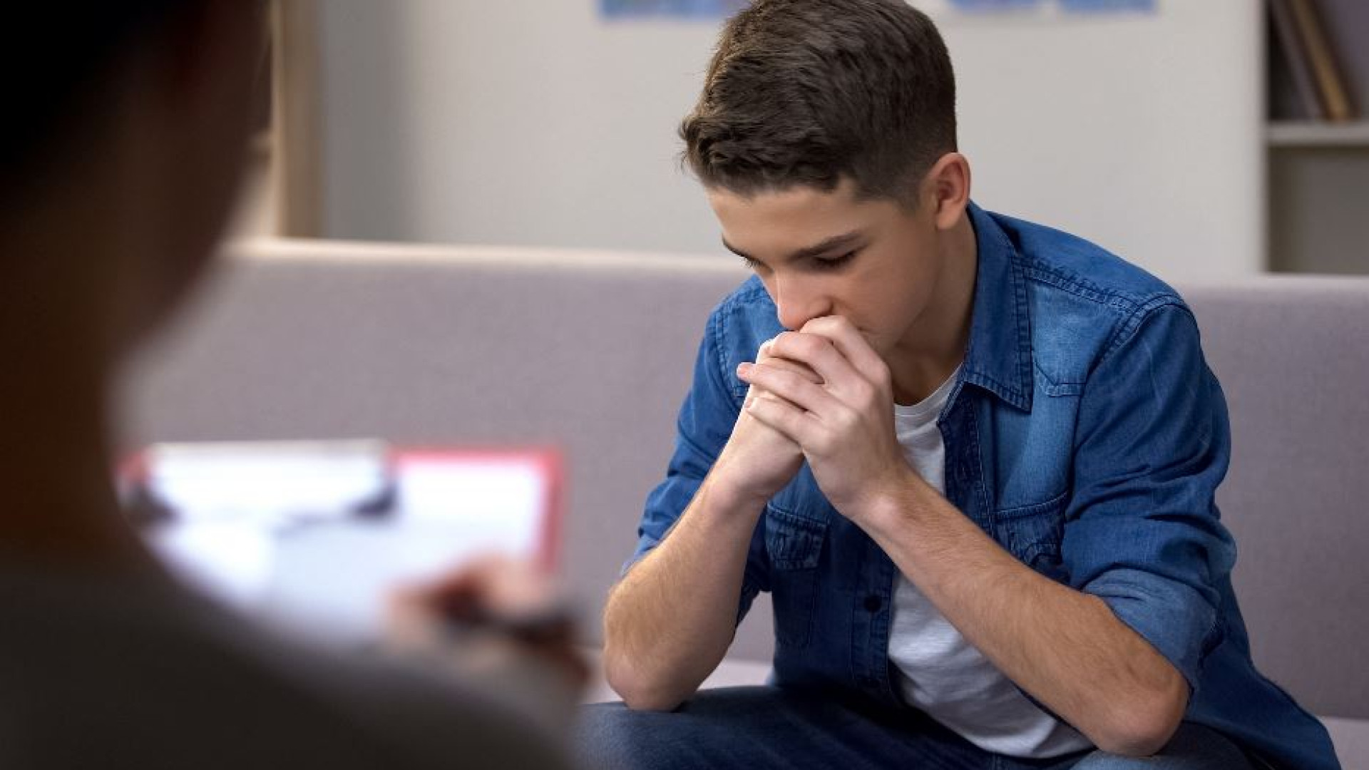 Immagine di I giovani stanno male, la sfida è capirlo in tempo