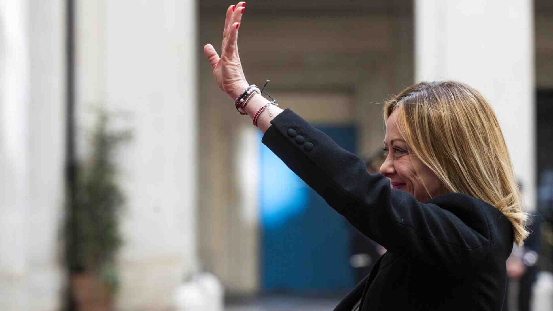 Immagine di C’è un complotto per trasformare Meloni in un argine agli estremismi