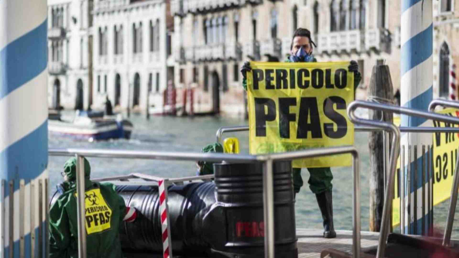 Immagine di In Veneto i «Pfas» hanno causato oltre 3.800 morti in 34 anni