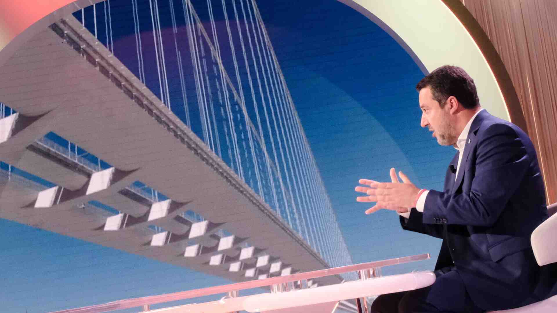 Immagine di I tempi del Ponte si stanno allungando e ci sono domande a cui nessuno sa rispondere