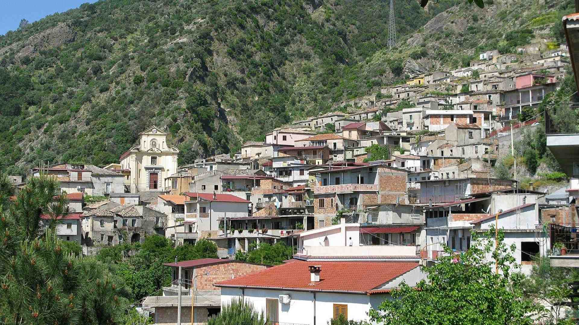 Immagine di San Luca, la politica si arrende di nuovo. Nessuna lista nel paese dei clan