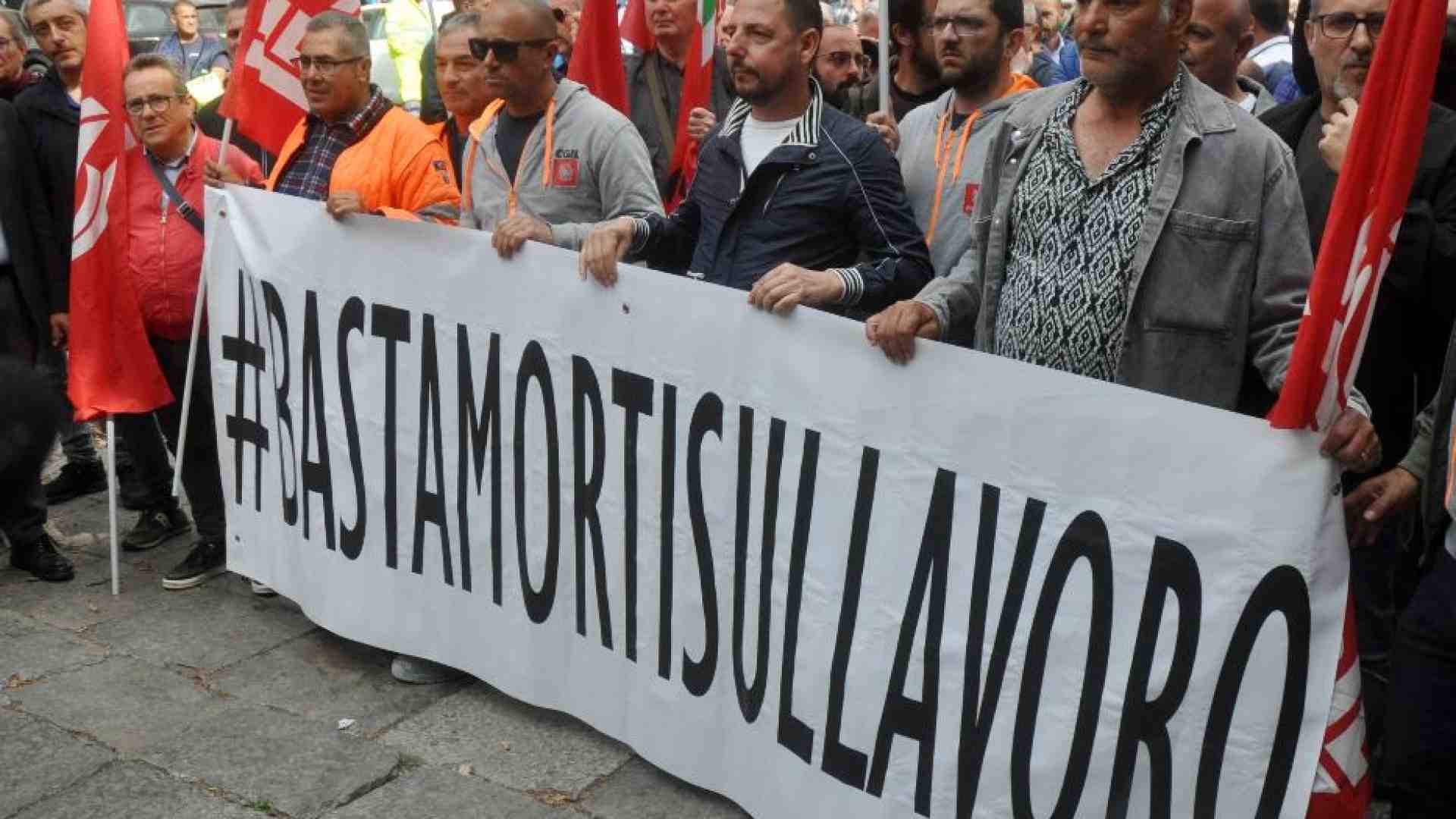 Immagine di L'arcivescovo: «Le morti sul lavoro sono la nostra sconfitta»