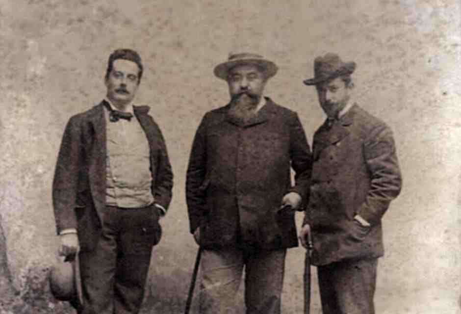 A sinistra, Giacomo Puccini - foto Ansa