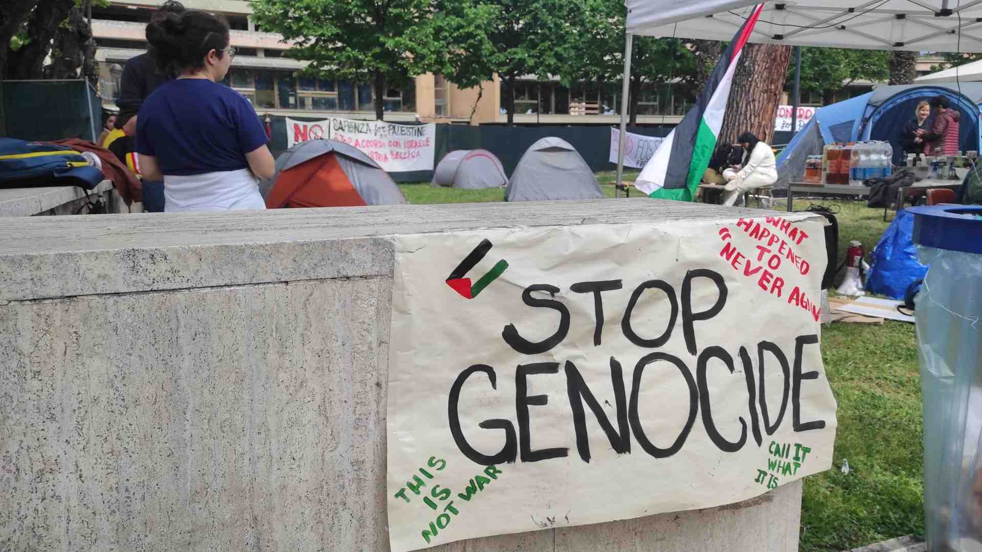 Immagine di “I rettori sono complici dell'antisemitismo nelle università". Parla Vichi (Unione associazioni Italia-Israele)