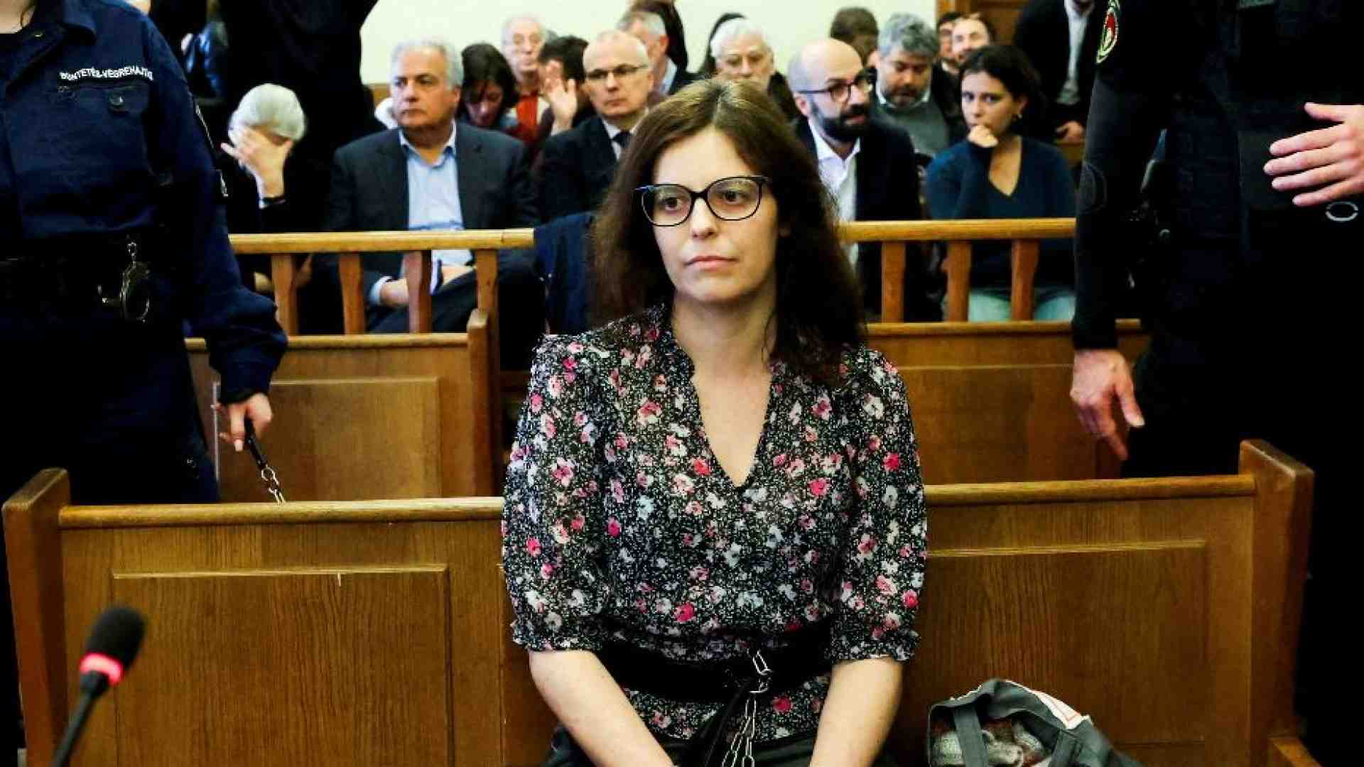 Immagine di Dall'arresto alle catene in aula: ecco le tappe della vicenda Salis
