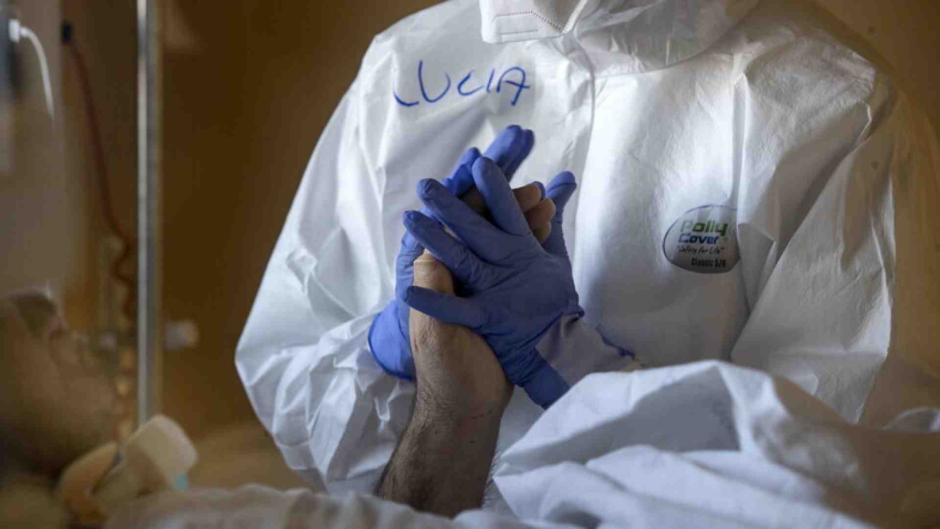 Immagine di Democrazia e vaccini, i punti forti dell’occidente contro la pandemia