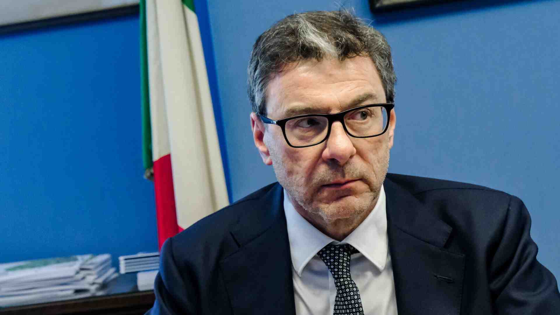 Immagine di Il ministro Giorgetti ha costretto i partiti a prendere una posizione
