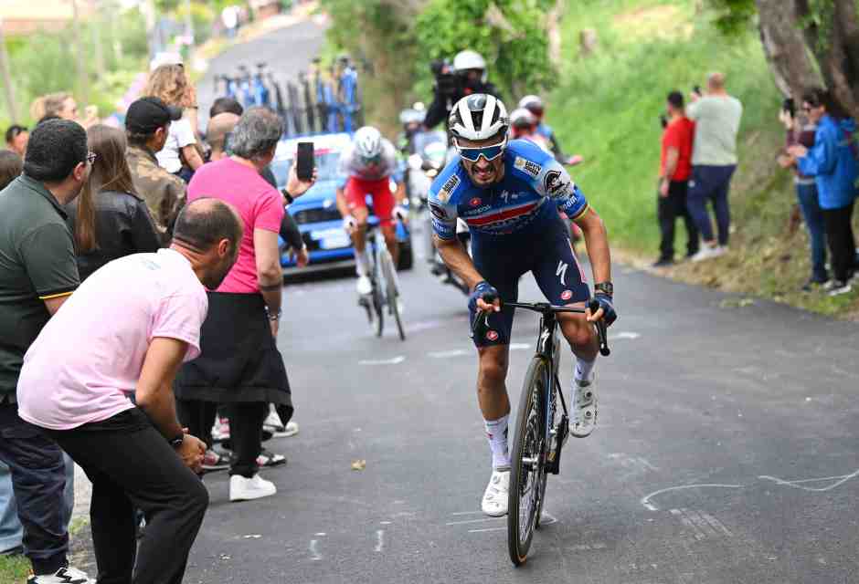 Julian Alaphilippe ha vinto la 12a tappa del Giro d'Italia 2024 (foto Getty Images)