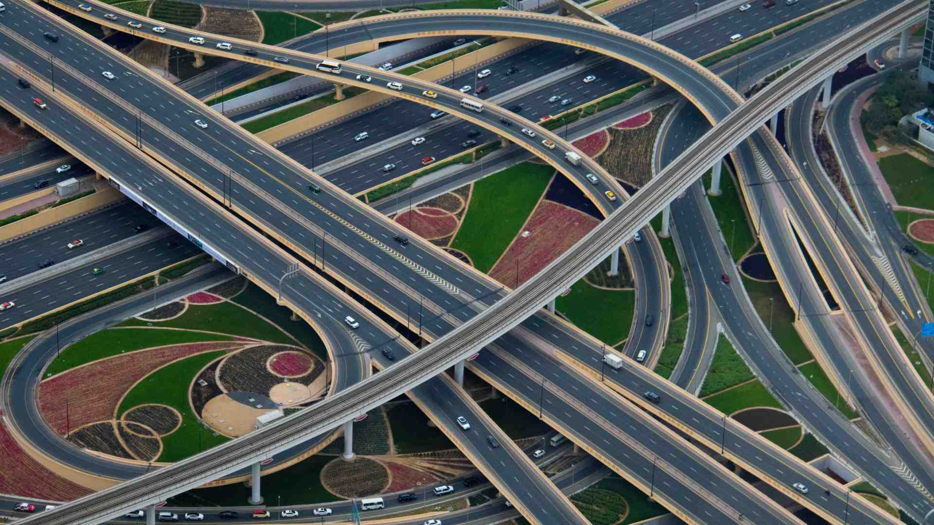 Immagine di L’oblio sta per calare? Non ci resta che godere della bellezza autostradale
