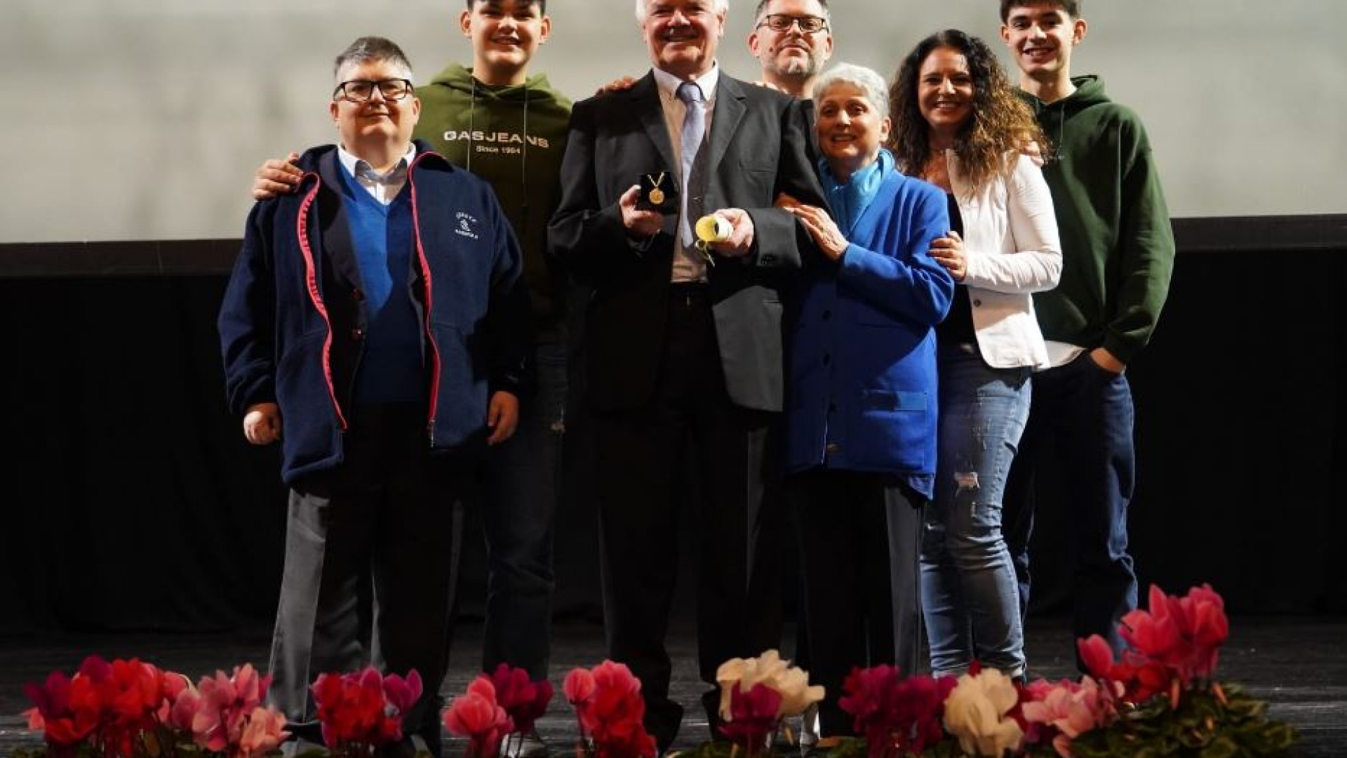Immagine di "Io, disabile, ho adottato due bambini brasiliani e ora sono anche nonno"