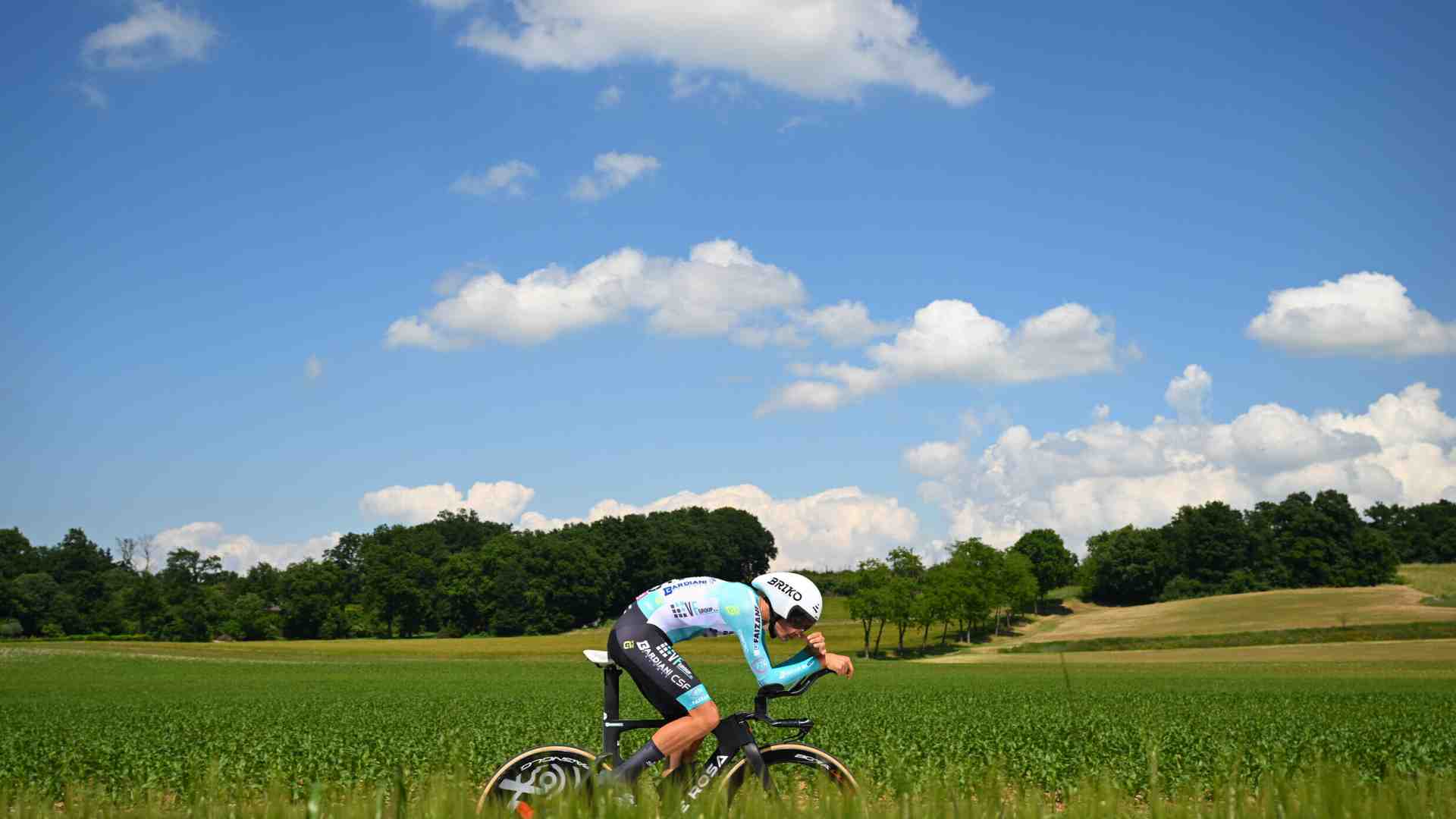 Immagine di Il viaggio del Giro d'Italia raccontato da Domenico Pozzovivo e Giulio Pellizzari