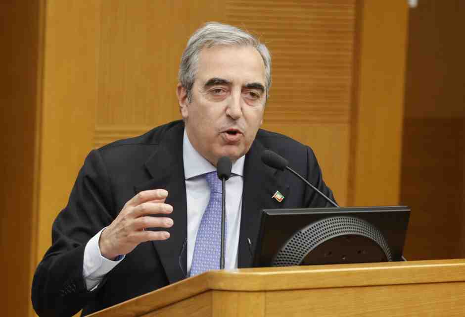 Maurizio Gasparri (Ansa)