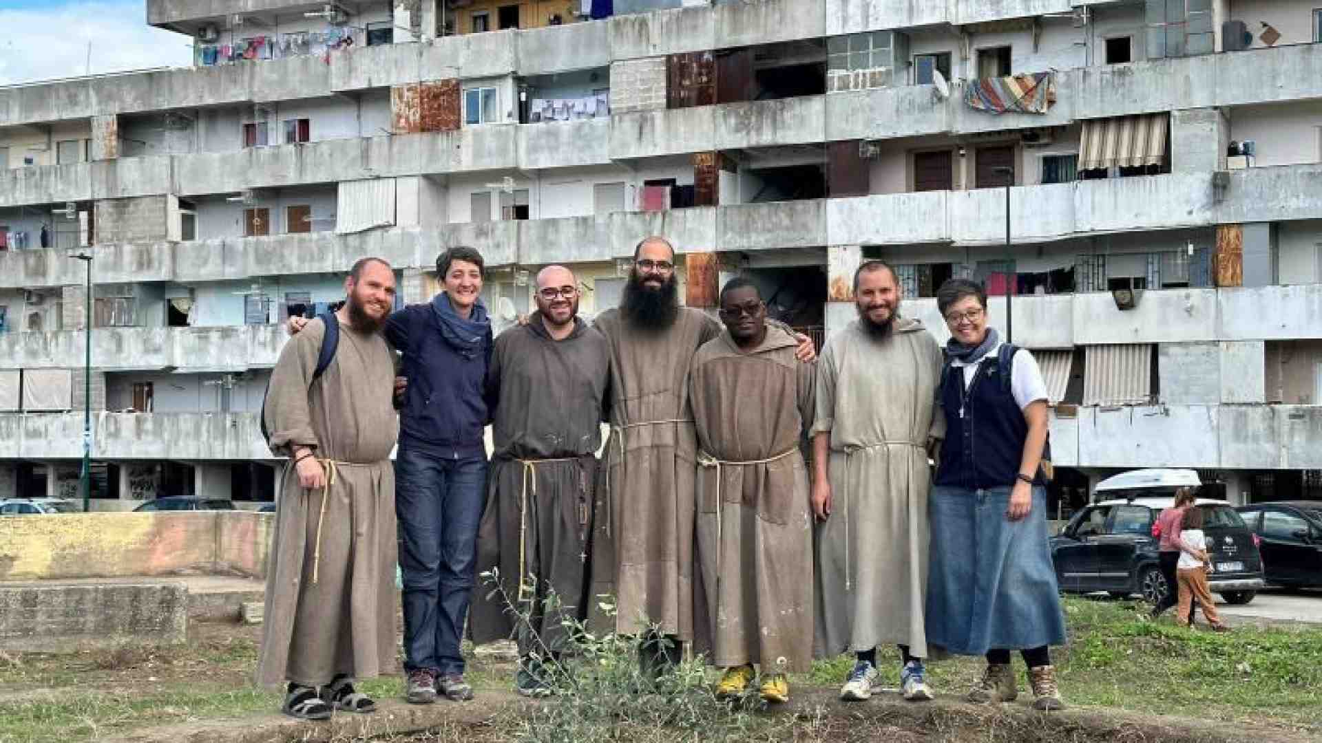 Immagine di I «frati dei vagoni» vivono la radicalità francescana a Napoli