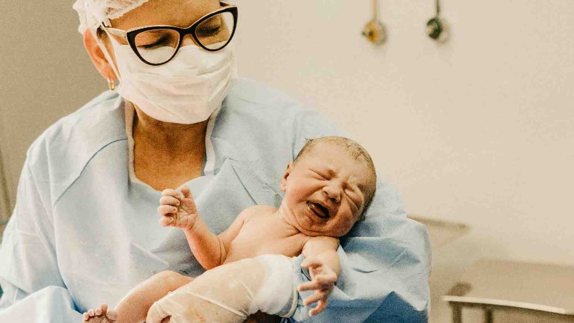 Immagine di Epidemia di pertosse, +800% di casi. «Occorre vaccinarsi in gravidanza»