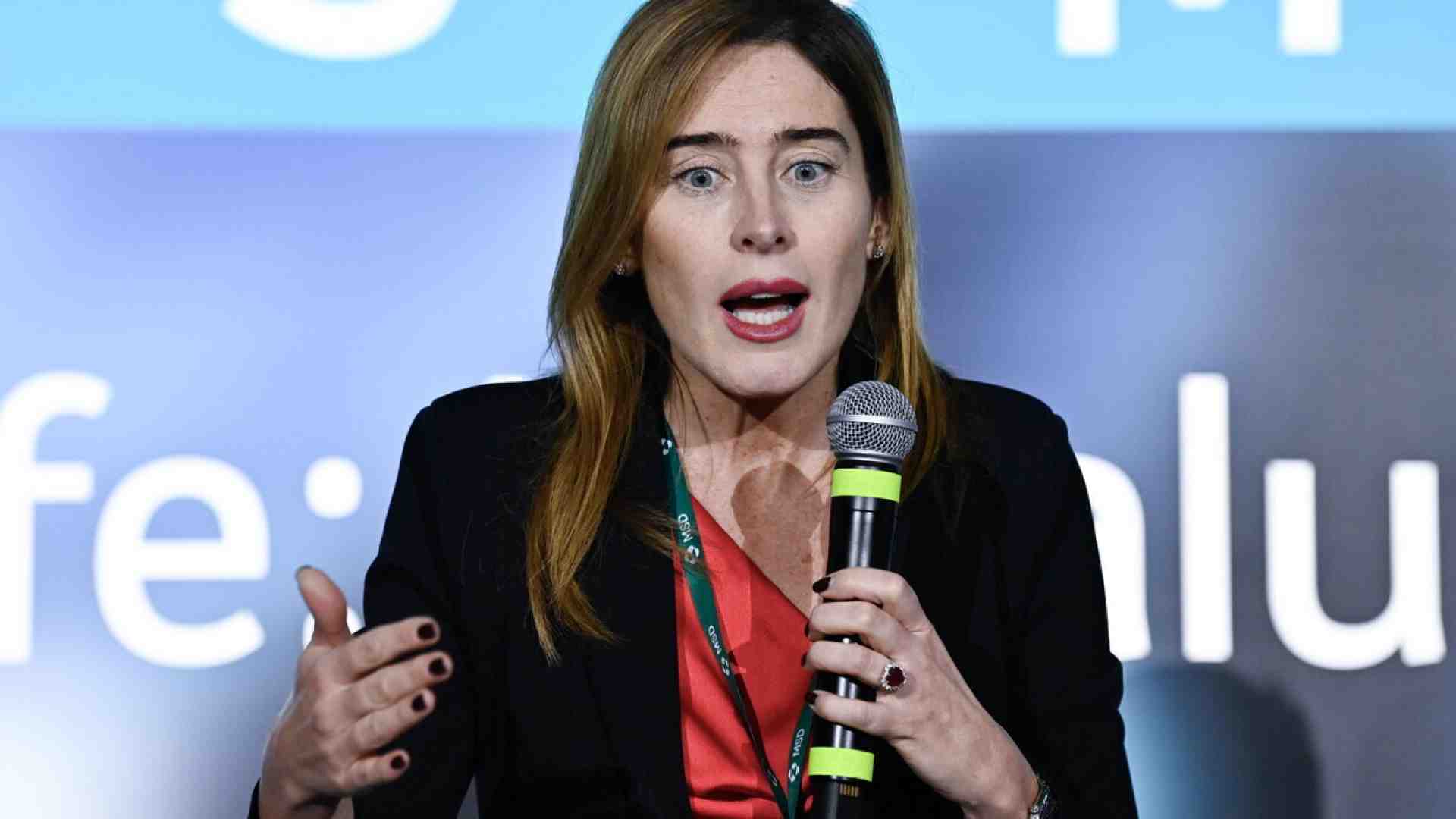 Immagine di Boschi torna all’attacco sul caso Loft-Rai. E sul monologo di Scurati, la presidente Soldi fa retromarcia