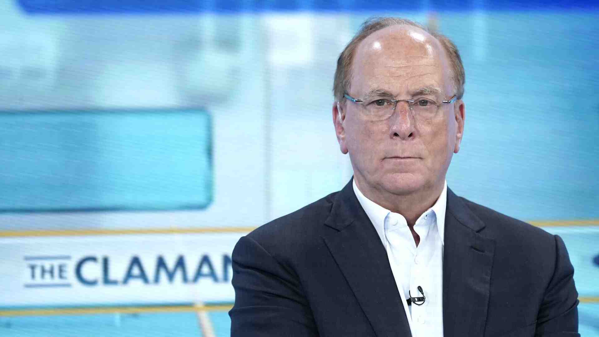 Immagine di Vendere l’Italia agli americani, come si muove Larry Fink