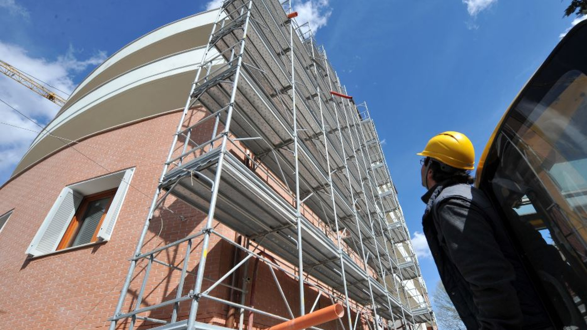 Immagine di Approvato il decreto Salva-Casa. Le misure e le reazioni