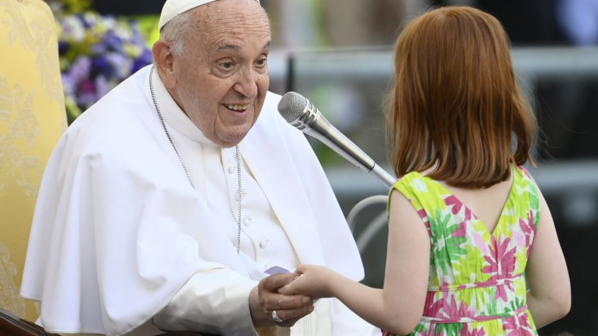 Immagine di In 50mila all'Olimpico con il Papa e i bambini: «Costruiamo insieme la pace»