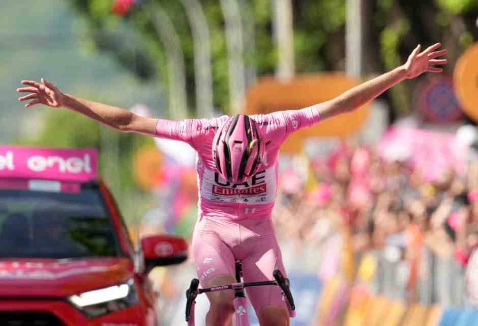 Tadej Pogacar ha vinto anche la 20a tappa del Giro d'Italia 2024 (foto LaPresse)